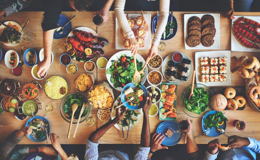 Brunch-Choice-Crowd-Dining-Food-Options-Eating-Concept-621916580_1308x804.jpg